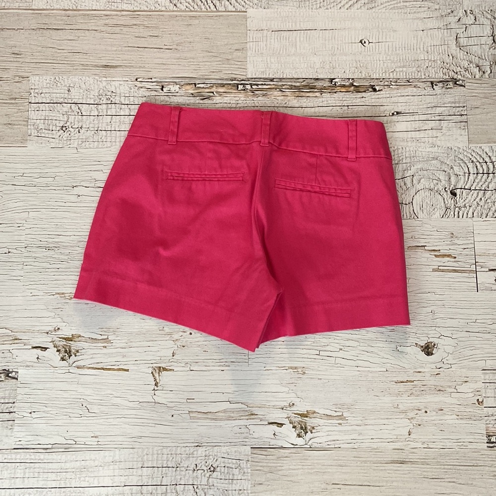Banana Republic Ryan Fit Shorts - Picture 2 of 3